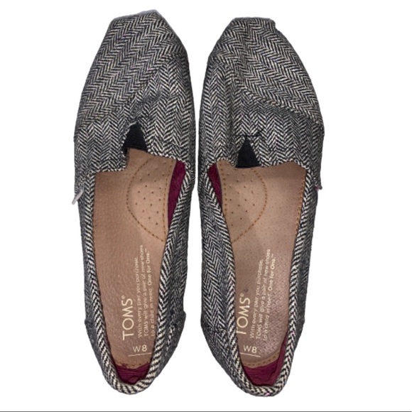 Tom’s Classic Silver Karsen slip-on shoes - Picture 1 of 9